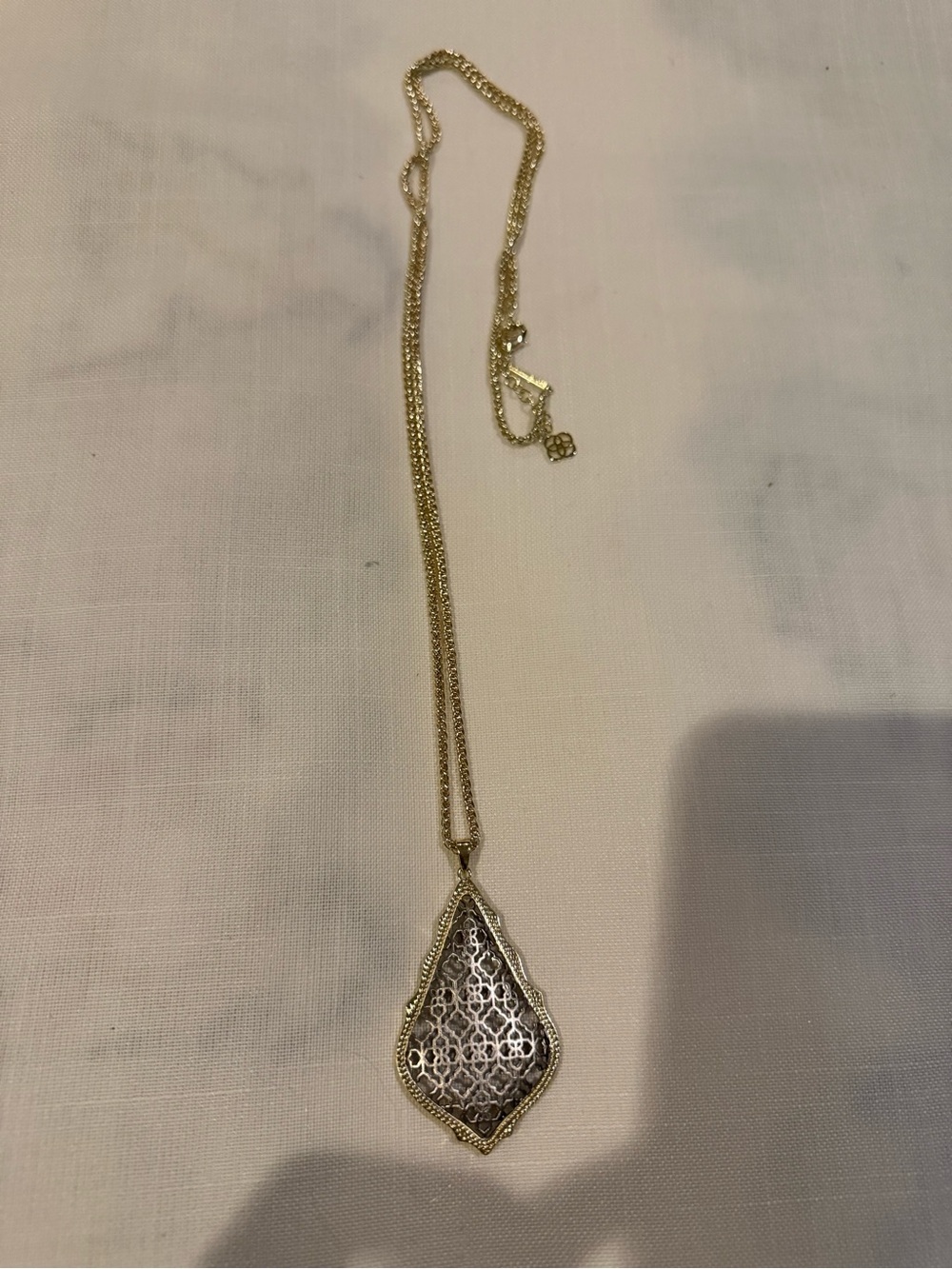 Kendra Scott Gold and Silver Tone Filigree Teardrop Pendant Necklace 18 inches